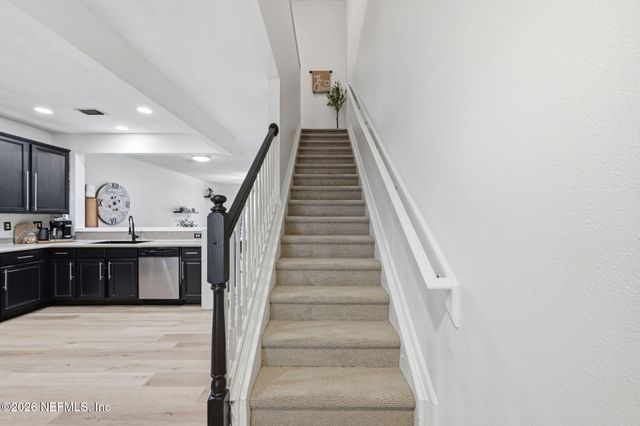 4186 MARBLEWOOD Lane, Jacksonville, FL 32216