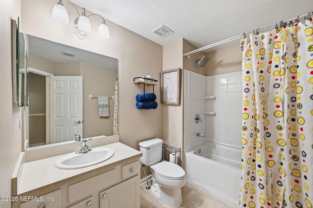 4186 MARBLEWOOD Lane, Jacksonville, FL 32216