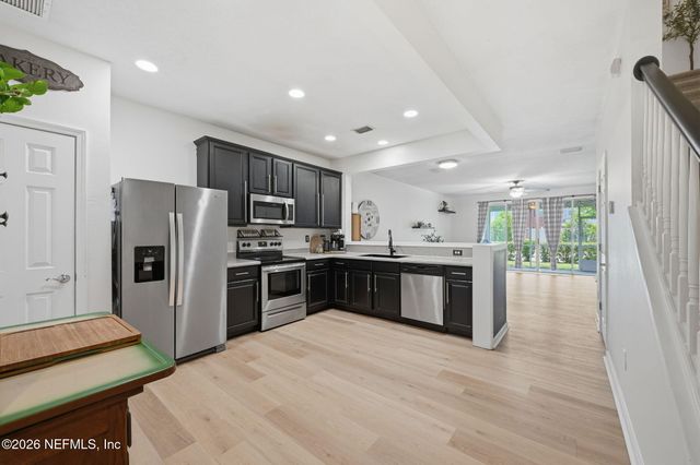 4186 MARBLEWOOD Lane, Jacksonville, FL 32216