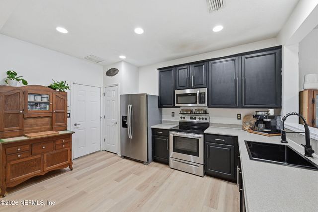 4186 MARBLEWOOD Lane, Jacksonville, FL 32216