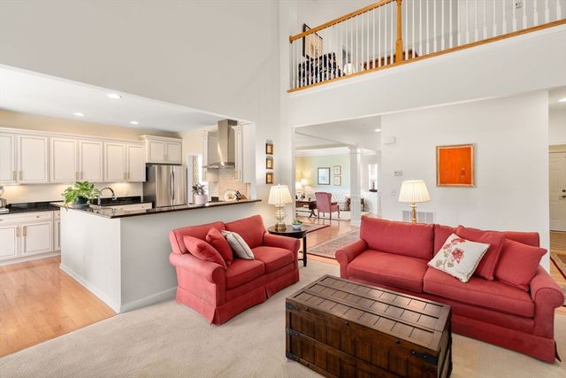 5 Heartwood Way 123, Hopkinton, MA 01748