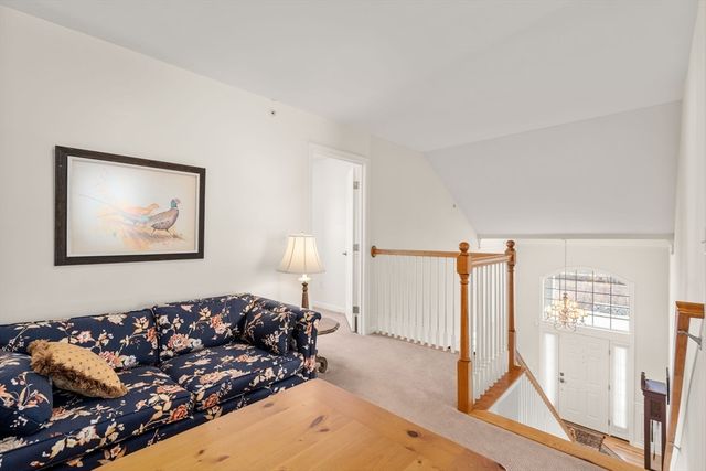 5 Heartwood Way 123, Hopkinton, MA 01748