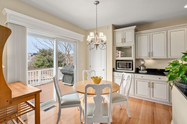 5 Heartwood Way 123, Hopkinton, MA 01748