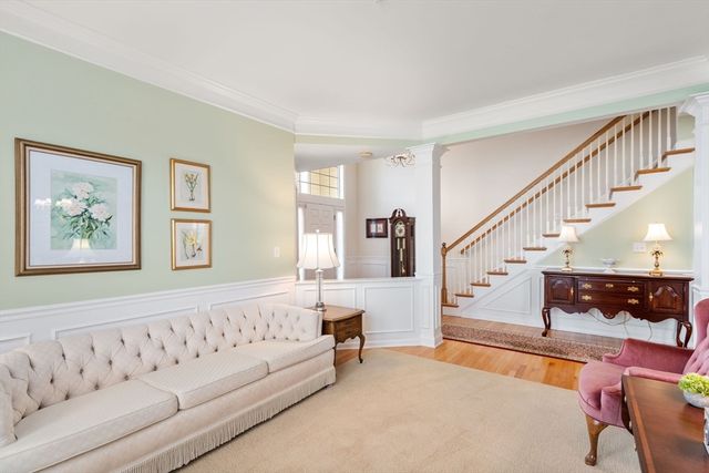 5 Heartwood Way 123, Hopkinton, MA 01748