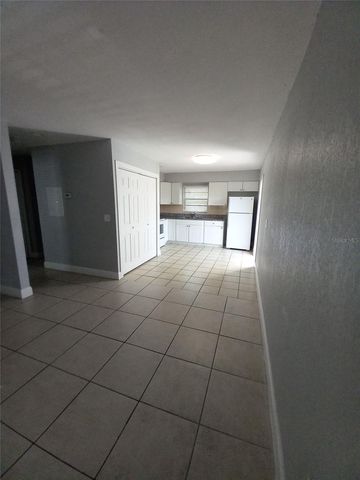 5724 N LINCOLN AVENUE C, Tampa, FL 33614