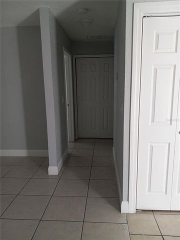 5724 N LINCOLN AVENUE C, Tampa, FL 33614