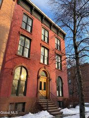 156 First Street, Troy, NY 12180
