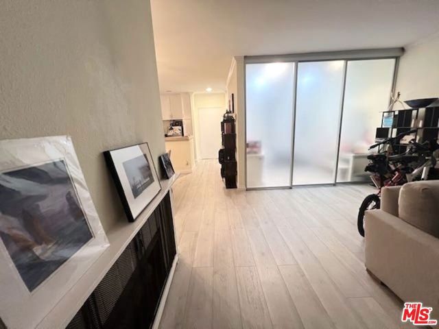 11645 Montana Avenue 323, Los Angeles, CA 90049