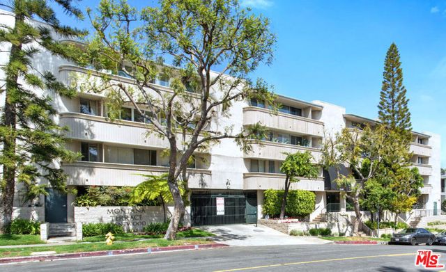 11645 Montana Avenue 323, Los Angeles, CA 90049