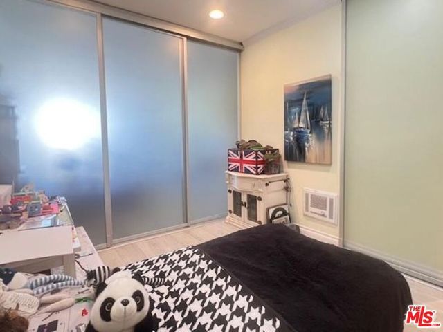 11645 Montana Avenue 323, Los Angeles, CA 90049