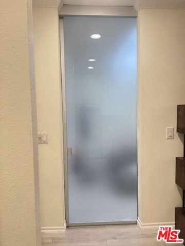 11645 Montana Avenue 323, Los Angeles, CA 90049