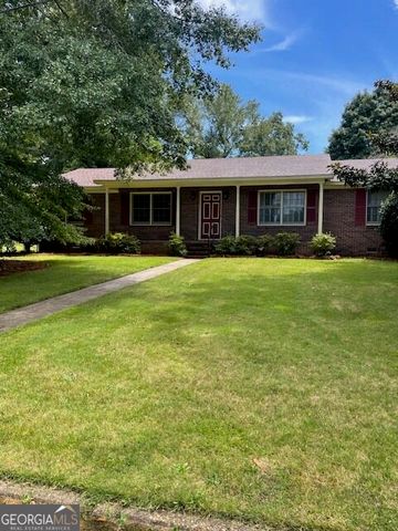 825 McCurdy Boulevard, Manchester, GA 31816