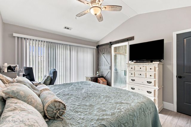 320 Smallwood Court, Wilmington, NC 28411
