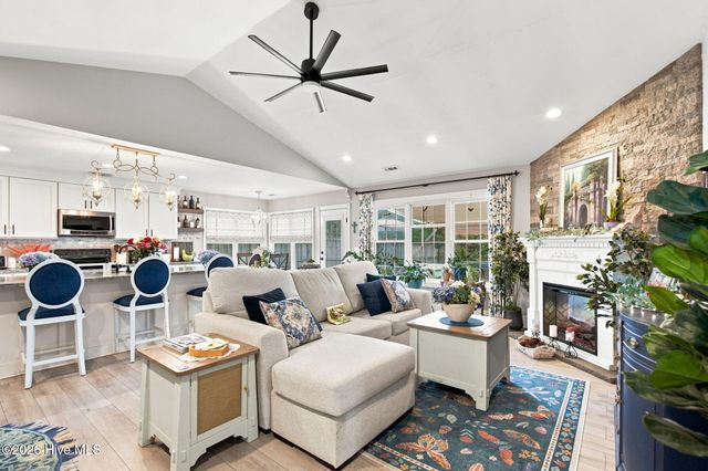 320 Smallwood Court, Wilmington, NC 28411