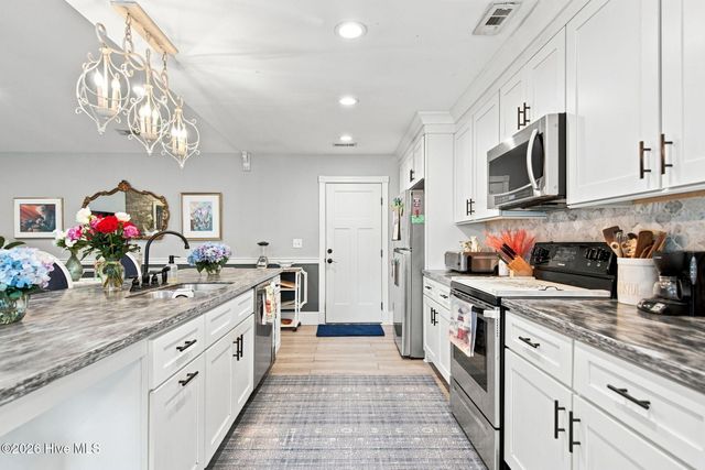 320 Smallwood Court, Wilmington, NC 28411