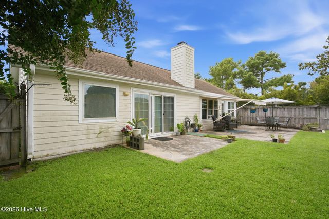 320 Smallwood Court, Wilmington, NC 28411