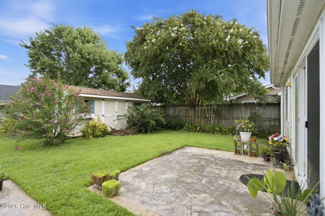 320 Smallwood Court, Wilmington, NC 28411
