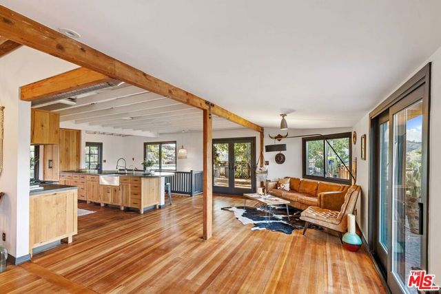 1551 Penny Road, Topanga, CA 90290