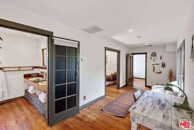 1551 Penny Road, Topanga, CA 90290