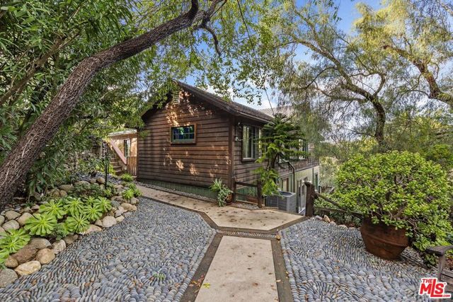 1551 Penny Road, Topanga, CA 90290