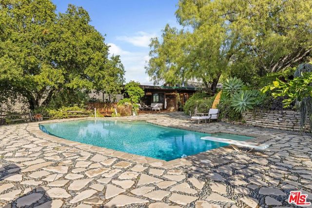 1551 Penny Road, Topanga, CA 90290