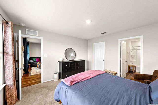 531 Wild Olive Way, San Antonio, TX 78219