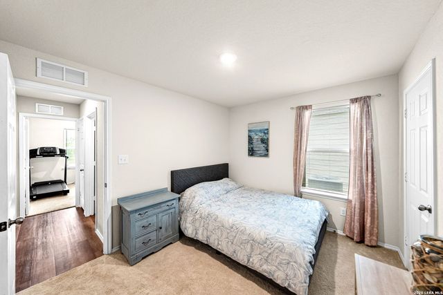 531 Wild Olive Way, San Antonio, TX 78219