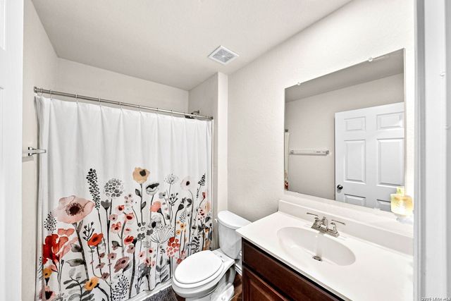 531 Wild Olive Way, San Antonio, TX 78219