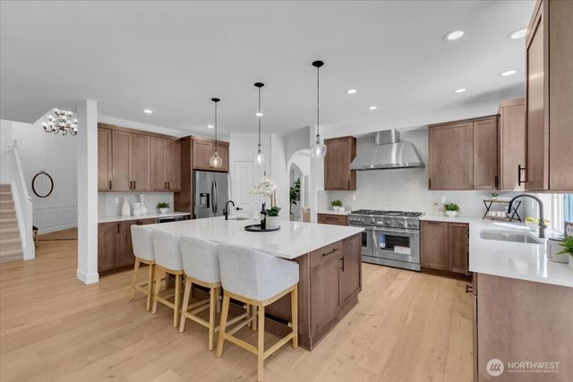 21119 SE 5th st, Sammamish, WA 98074