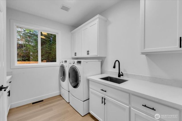 21119 SE 5th st, Sammamish, WA 98074