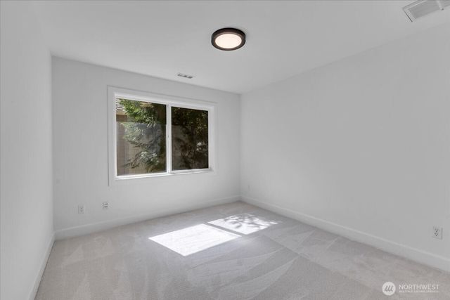 21119 SE 5th st, Sammamish, WA 98074