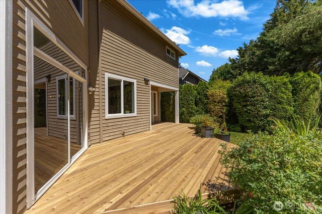 21119 SE 5th st, Sammamish, WA 98074