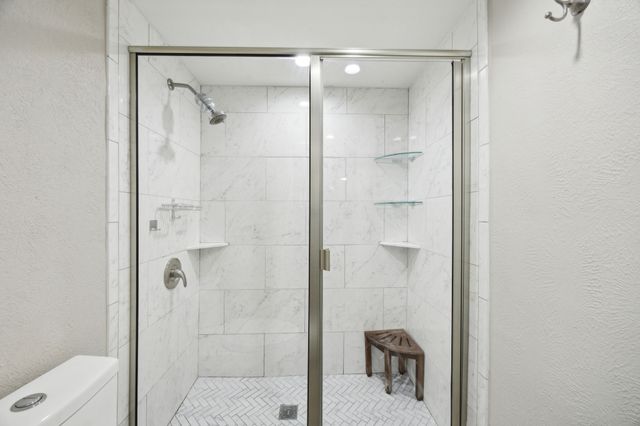 4023 Wycliff Avenue 104, Dallas, TX 75219