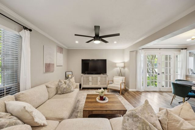 4023 Wycliff Avenue 104, Dallas, TX 75219