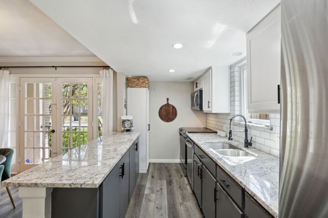 4023 Wycliff Avenue 104, Dallas, TX 75219