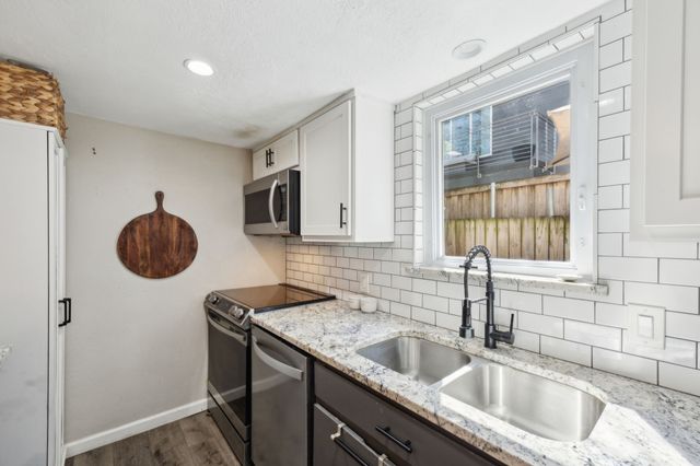 4023 Wycliff Avenue 104, Dallas, TX 75219