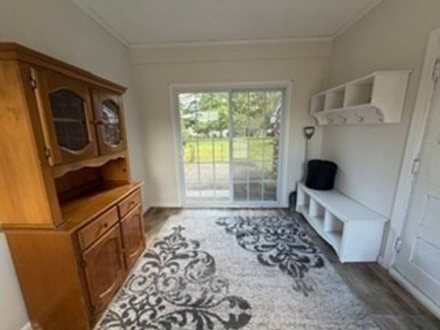 28 Fisher St, Walpole, MA 02081