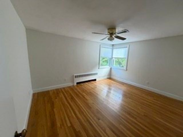 28 Fisher St, Walpole, MA 02081