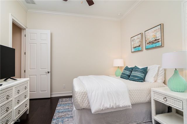 9287 Chiasso Cove CT, Naples, FL 34114