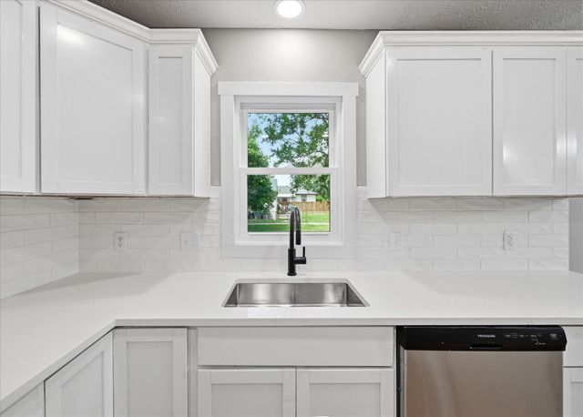 3140 4TH Avenue, Council Bluffs, IA 51501