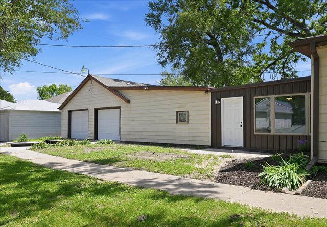 3140 4TH Avenue, Council Bluffs, IA 51501