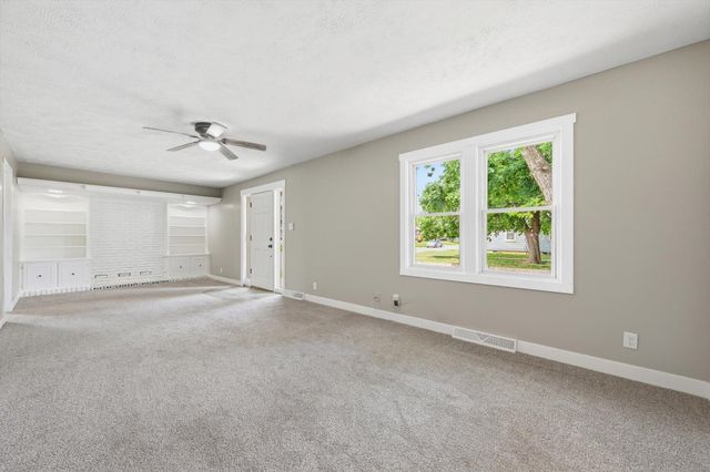 3140 4TH Avenue, Council Bluffs, IA 51501