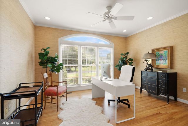 11110 TOMMYE LN, Reston, VA 20194