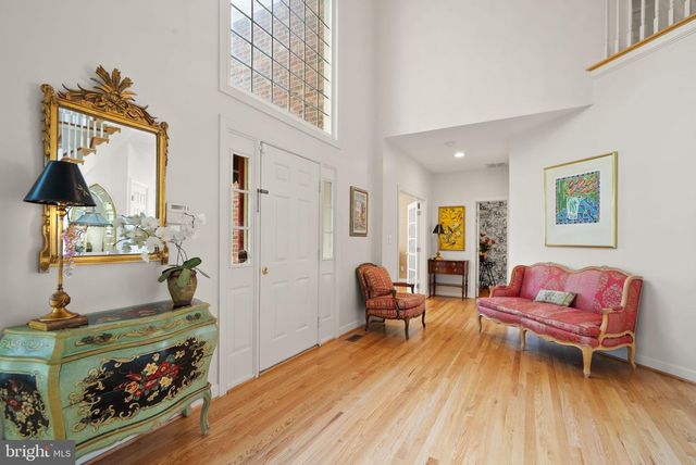 11110 TOMMYE LN, Reston, VA 20194