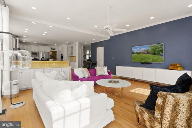 11110 TOMMYE LN, Reston, VA 20194