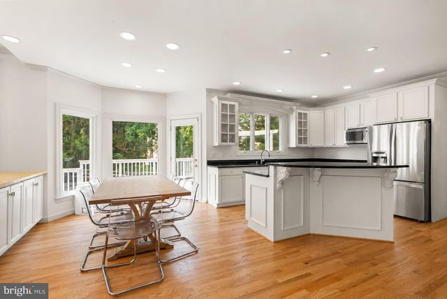 11110 TOMMYE LN, Reston, VA 20194