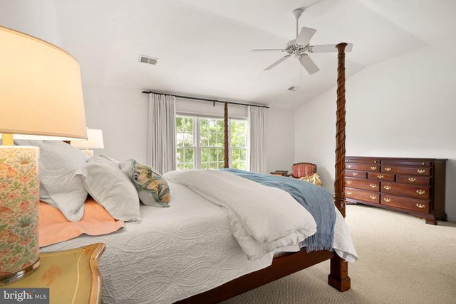 11110 TOMMYE LN, Reston, VA 20194
