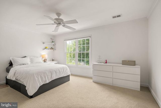 11110 TOMMYE LN, Reston, VA 20194