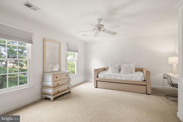 11110 TOMMYE LN, Reston, VA 20194