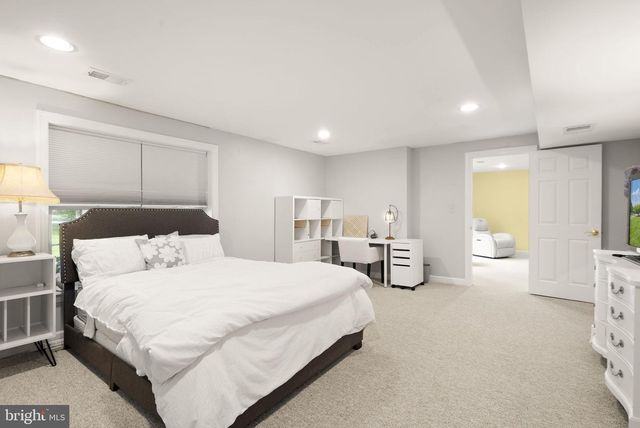11110 TOMMYE LN, Reston, VA 20194